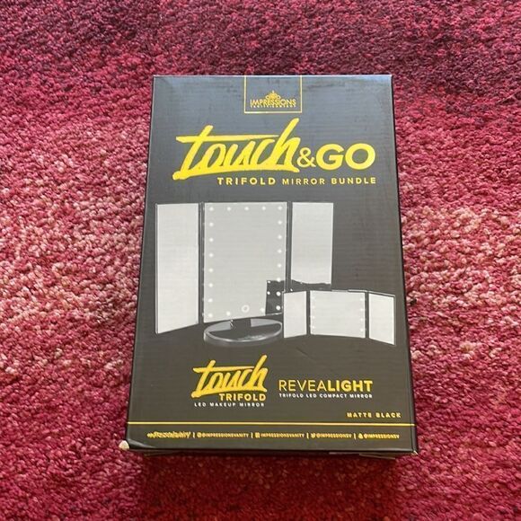 Impressions Vanity Touch and Go Trifold Mirror Bundle in Matte Black - Picture 4 of 6